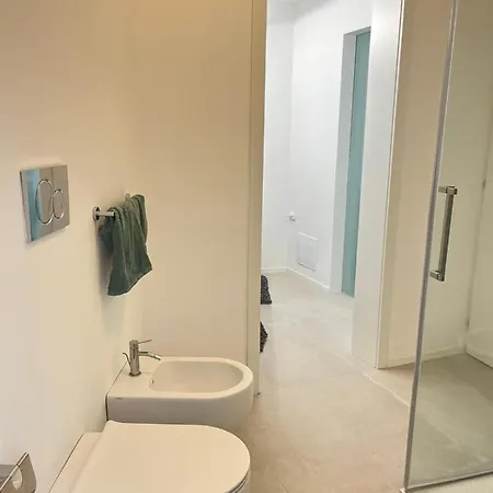 Anema E Core By Andrea De Carlo Pensión